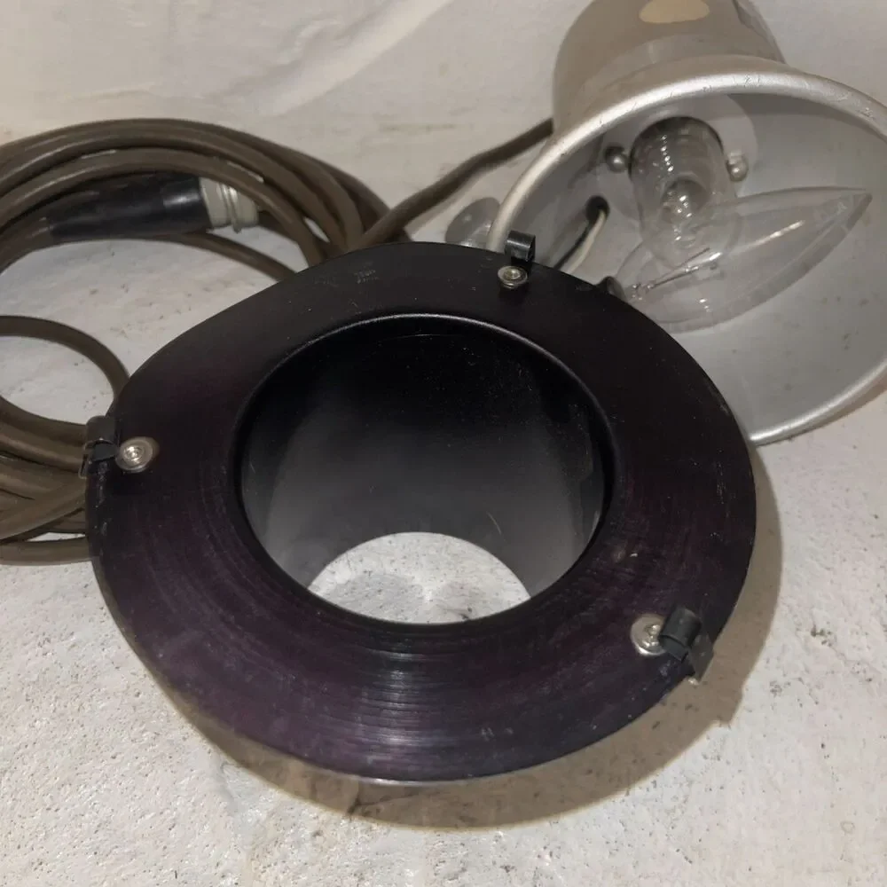 Speedotron Studio Light Model - MW3R UNTESTED